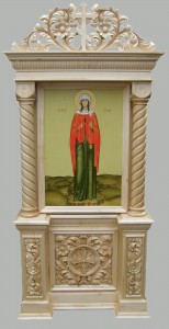 Кіот із ажурною короною